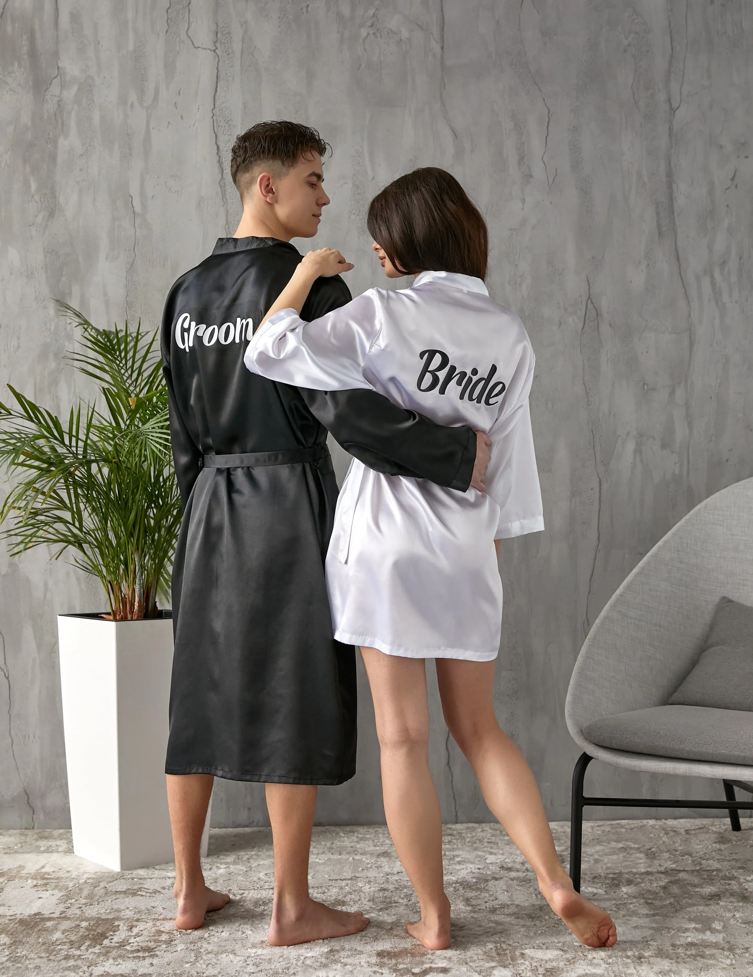 Best Mom and Best Dad Matching Satin Robes for Couple