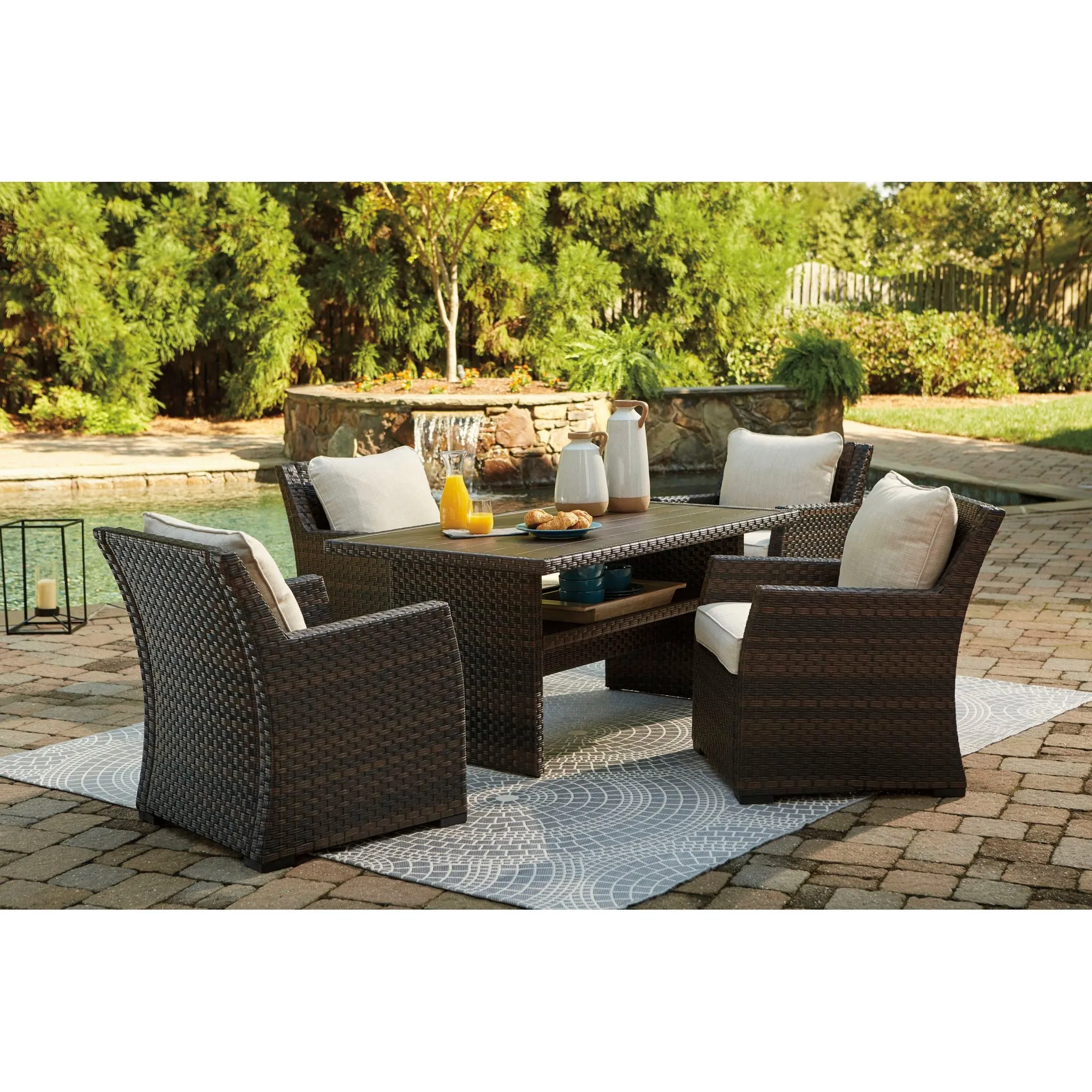 Easy Isle 5 Piece Outdoor Dining Set