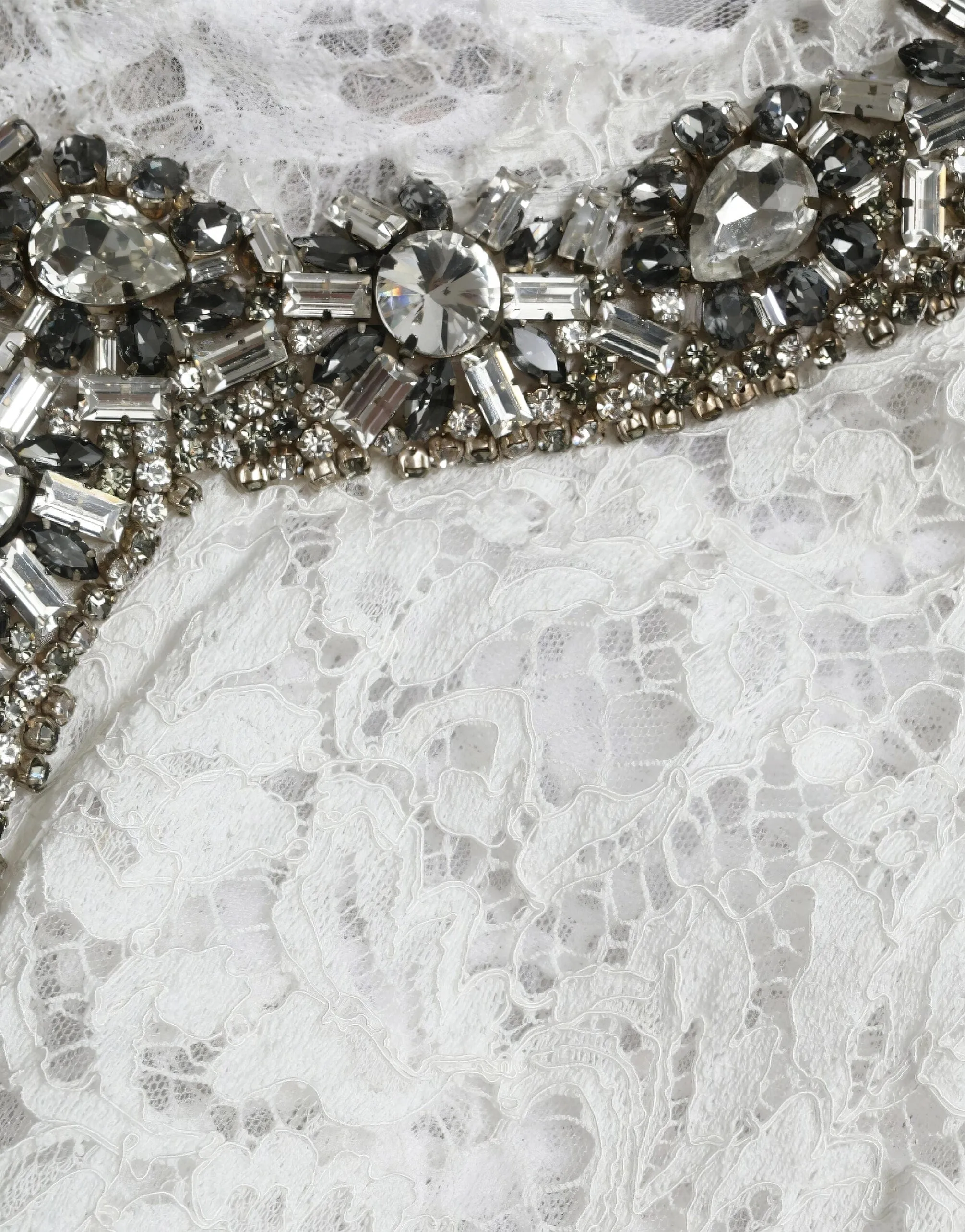 Embellished Lace Kaftan