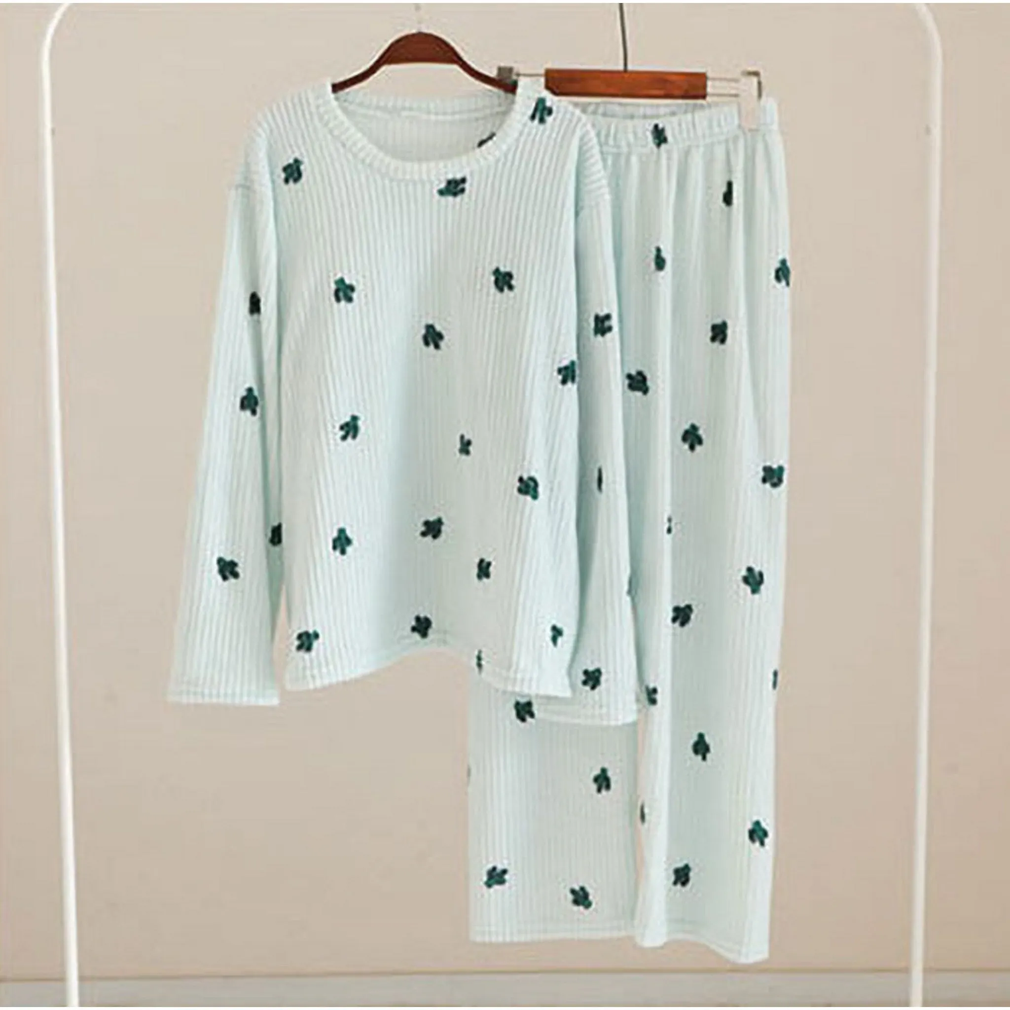 Glam Empathy Posing Round Fleece Microfiber Sleepwear - Pajamas - 🏆 #59 - Clothing/Accessories - Best of December