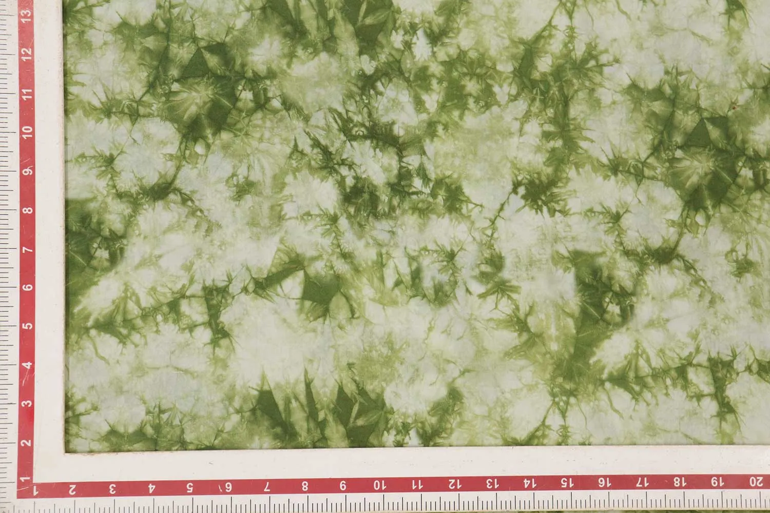 Green & White 60 Gram Printed Silk Crepe Fabric