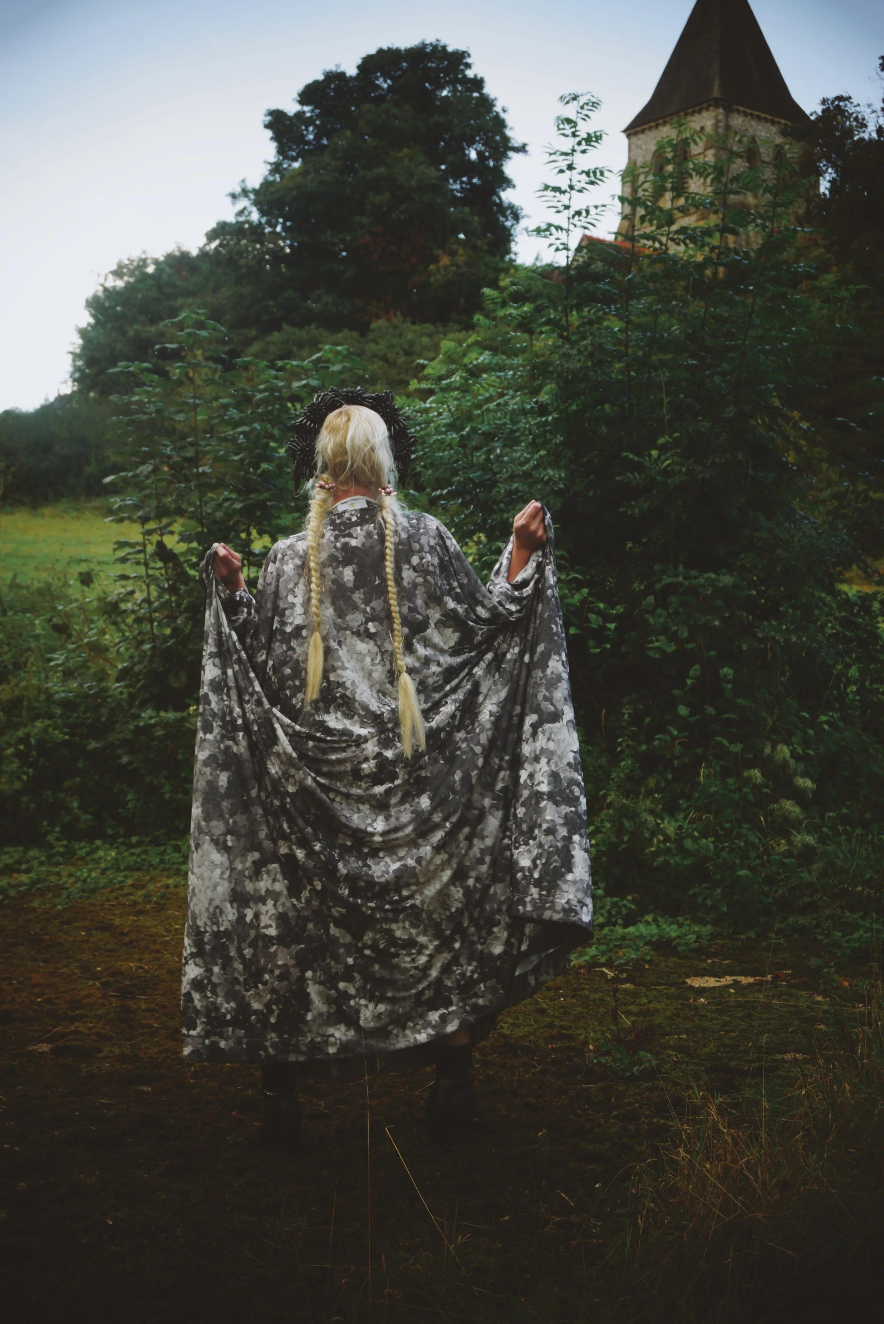 Grey sequin disc print Jersey V-neck Kaftan Gown
