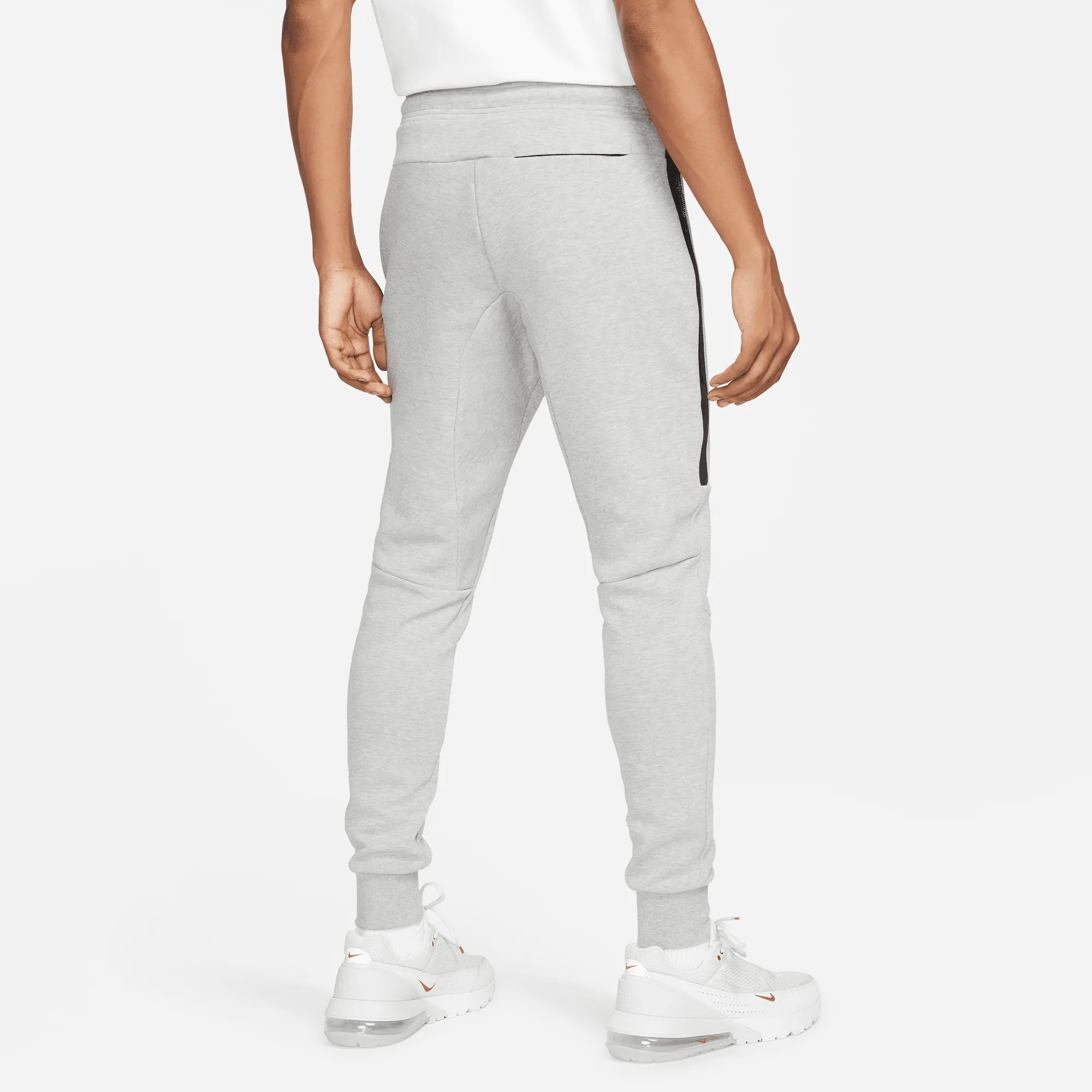 NIKE AS M NK TCH FLC JGGR OG 10YR