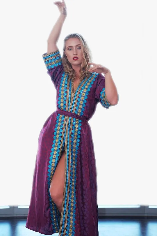 Valencia embroidered kimono robe